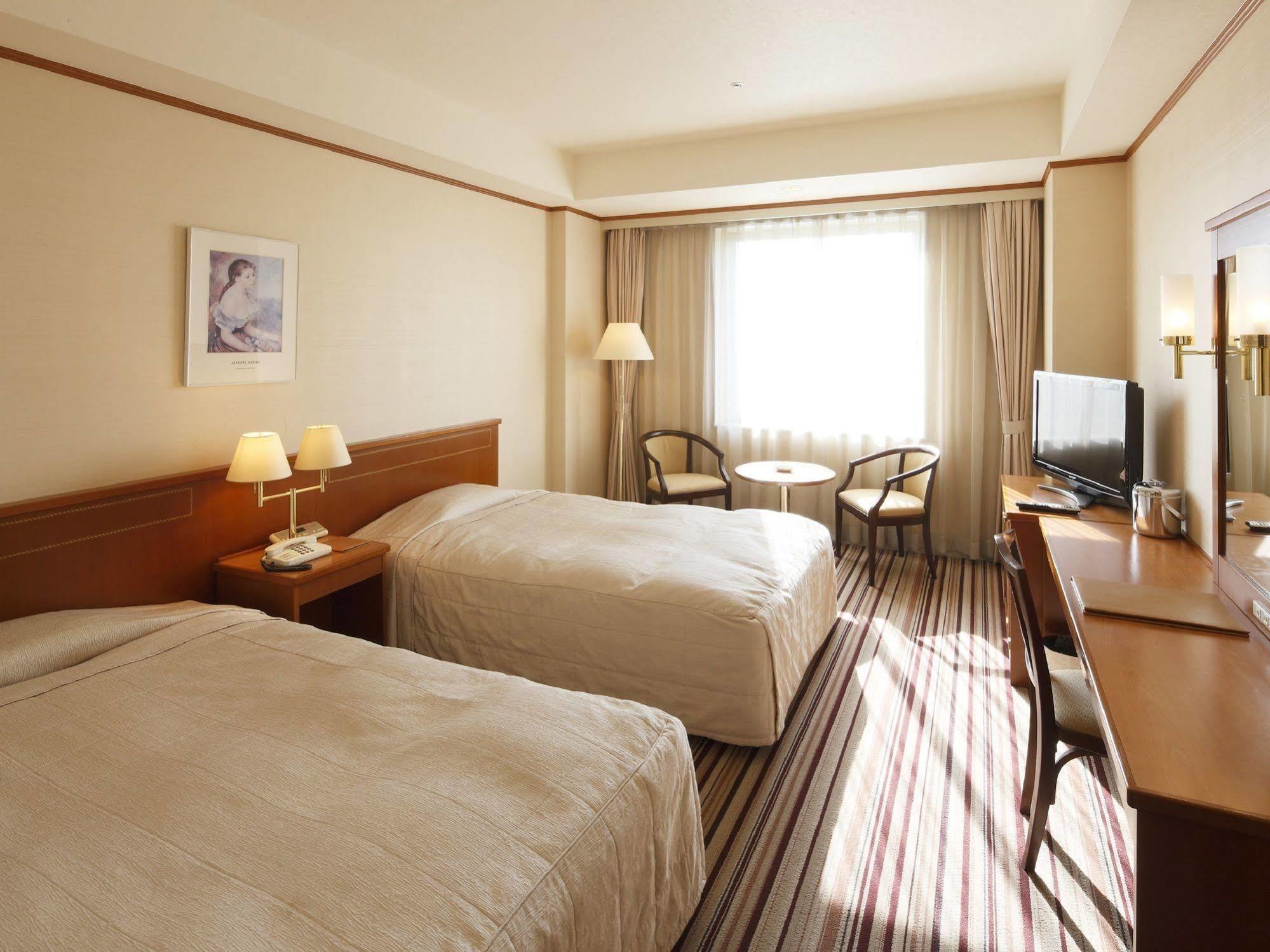 Hotel Crown Palais Kokura Kitakjusu Kültér fotó