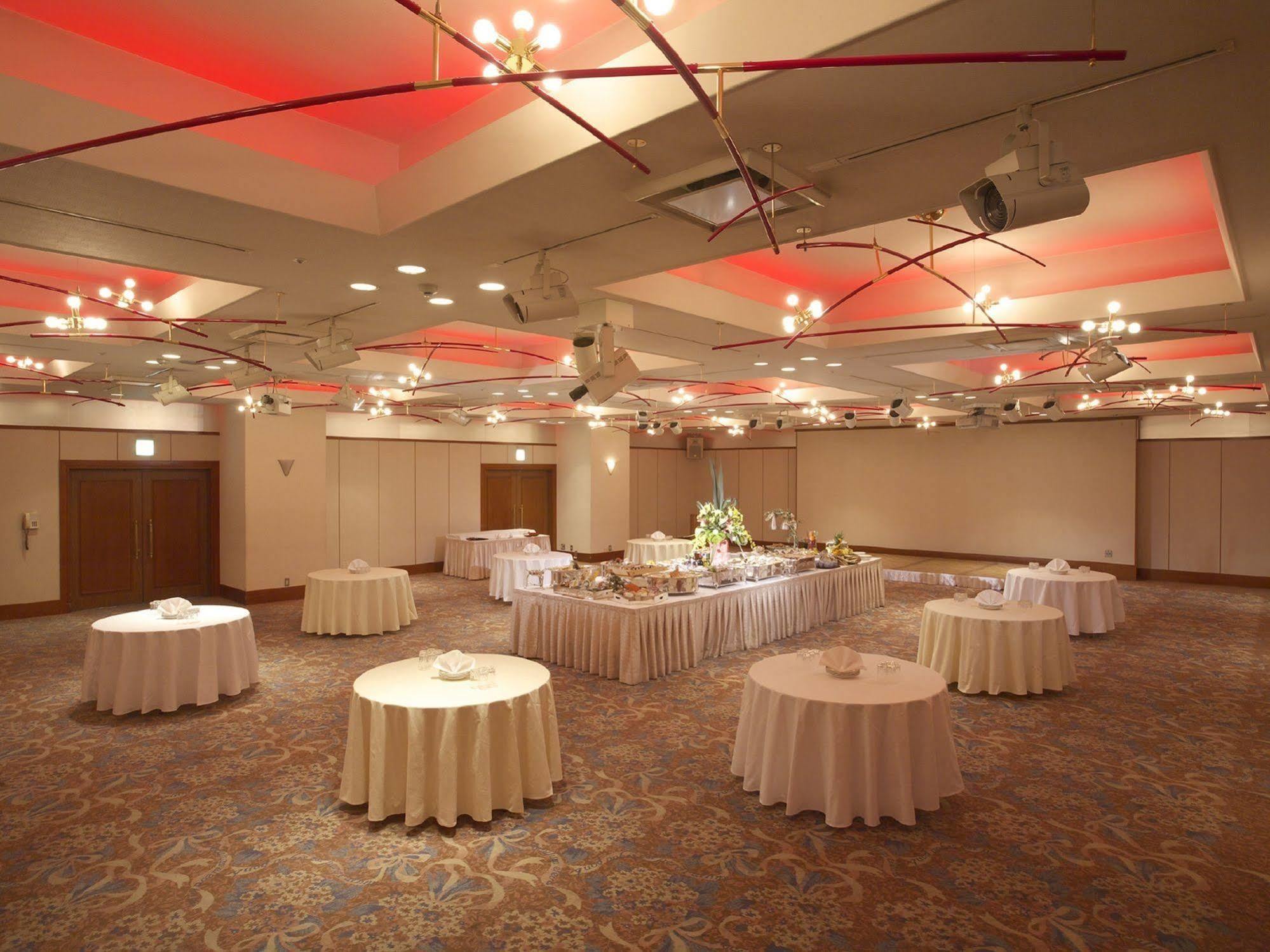 Hotel Crown Palais Kokura Kitakjusu Kültér fotó